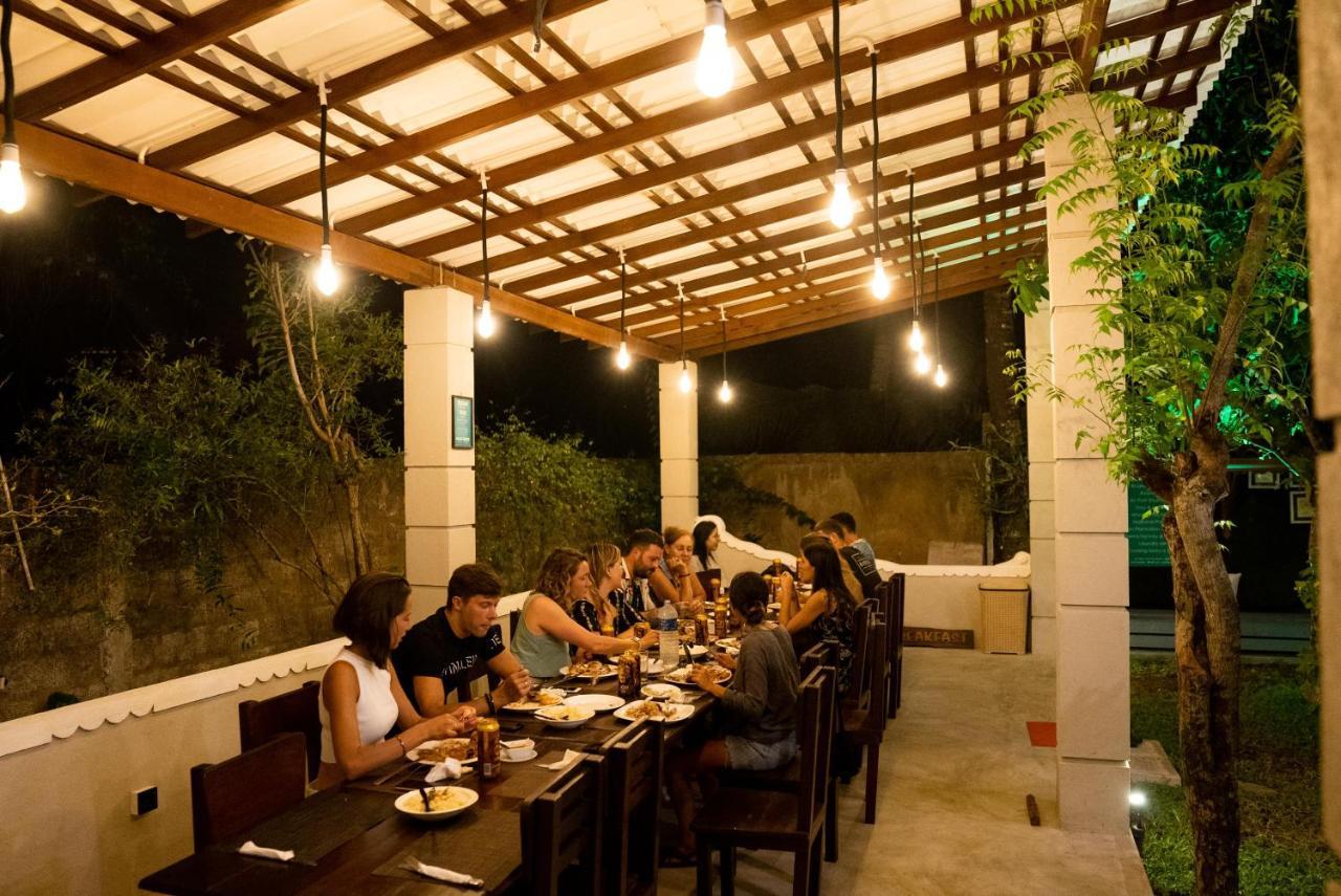 Plantation Surf Inn & Restaurant - מידיגמה איסט מראה חיצוני תמונה