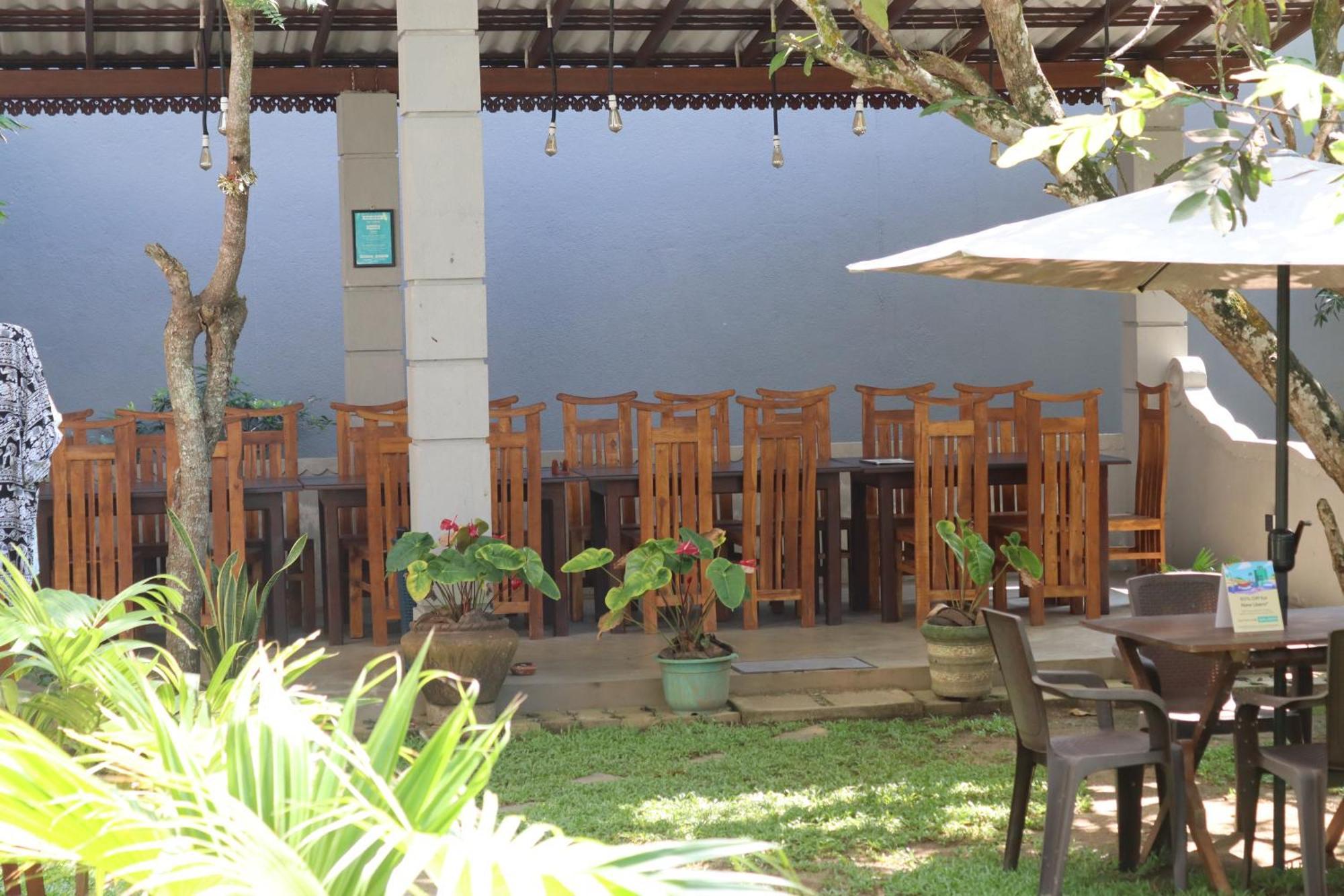 Plantation Surf Inn & Restaurant - מידיגמה איסט מראה חיצוני תמונה
